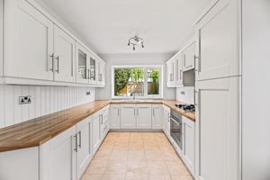 Kitchen- click for photo gallery